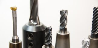 Jakie wiertło do bardzo twardego gresu?