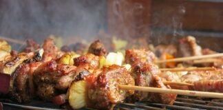 Co grozi za grilla na balkonie?