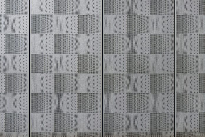 Dlaczego panele wygłuszające są stosowane tak chętnie