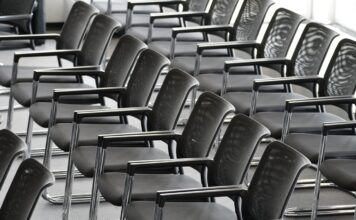 Wyposażenie poczekalni i przychodni – Jakie siedziska przetrwają lata intensywnego użytkowania? Wyposażenie poczekalni i przychodni - Jakie siedziska przetrwają lata intensywnego użytkowania